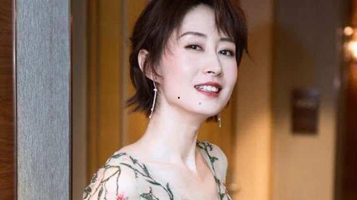 女明星光溜溜图片视频素材高清 社会十大潜规则,光溜溜素材背后的十大潜规则与真相